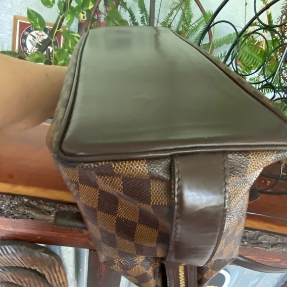 Louis Vuitton Chelsea Tote Bag - Picture 9 of 16